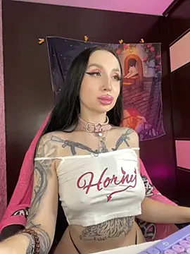 Molly  Moon online show from November 5, 2:50 am