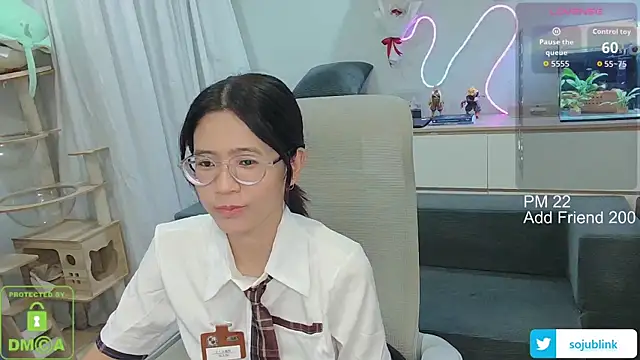 littlemiilk online show from July 8, 10:06 am