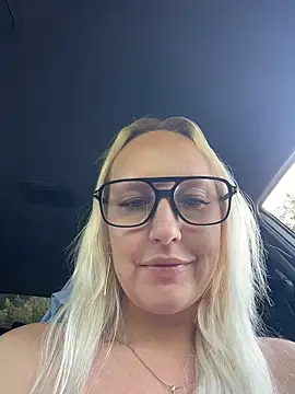 MerlinDave online show from June 8, 1:28 am