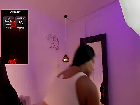 sarajhonson dl online show from April 23, 5:15 pm