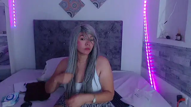 Cuckold lover69 online show from April 24, 3:09 am