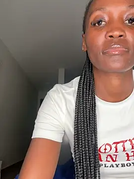 Fanclubbbbb online show from April 26, 1:53 pm