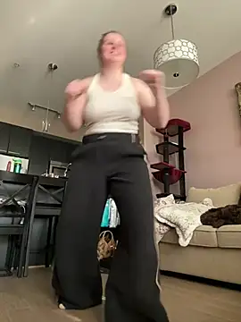 GingerSnap33 online show from April 24, 12:24 am