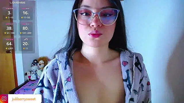 juli05star20 online show from October 24, 2:18 am