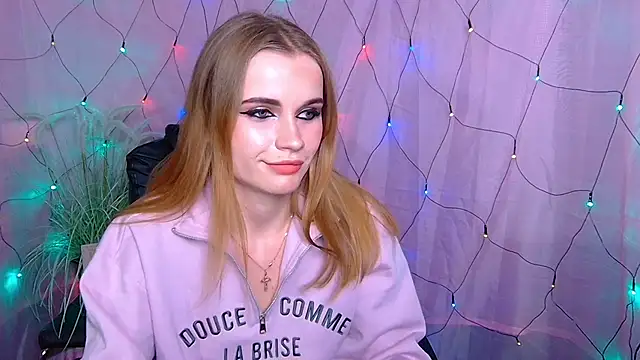 MargaritaKiss online show from February 1, 8:40 pm