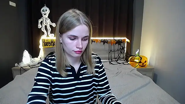 Snapshot of MargaritaKiss chatting on October 19, 7:05 pm MargaritaKiss online show from October 19, 7:05 pm