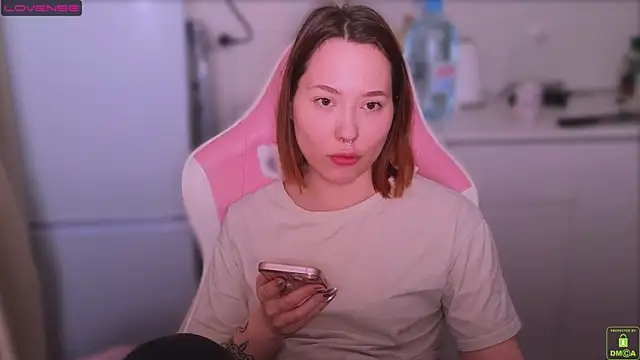 Airyhill online show from April 20, 8:01 pm