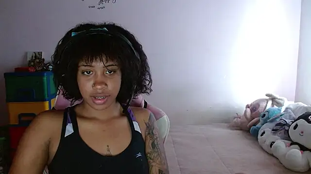 Snapshot of TiffanyRoouse chatting on October 15, 10:23 pm TiffanyRoouse online show from October 15, 10:23 pm
