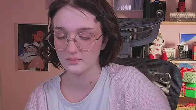 ELLIEJAY online show from November 27, 5:32 am