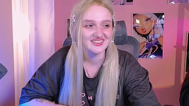 ELLIEJAY online show from April 29, 5:32 am