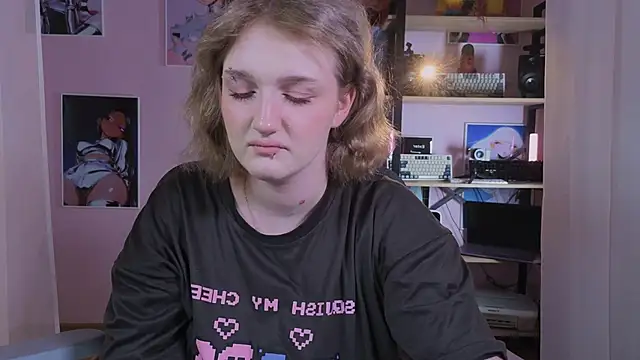 ELLIEJAY online show from February 12, 6:26 am