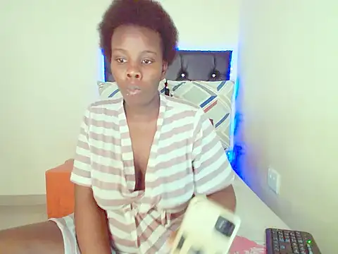 dinnykrazx online show from May 22, 6:44 am