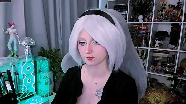 ohclementine online show from May 28, 8:34 am