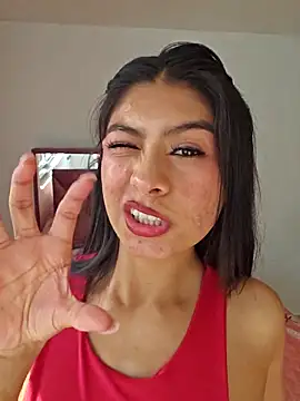 LissaWiild online show from April 27, 8:17 pm