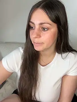 Loella-Rose online show from February 8, 1:04 pm