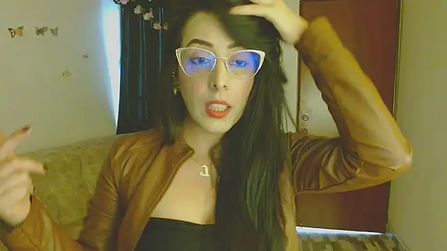 ella peck online show from April 23, 6:54 pm