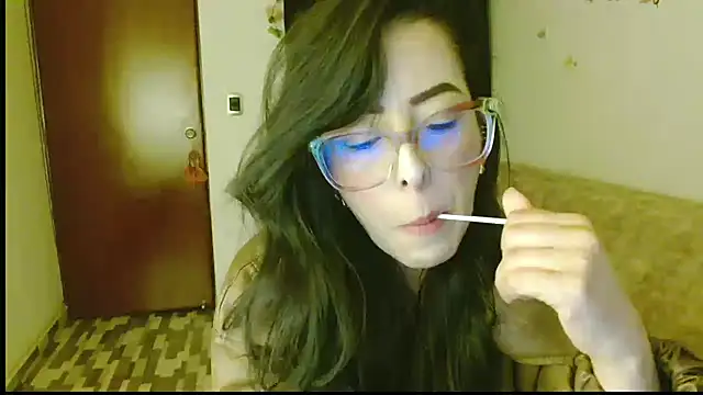 ella peck online show from April 22, 4:20 am