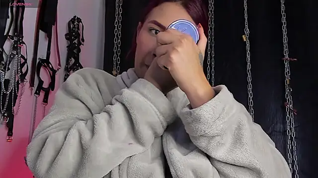 charrlotte quinn online show from April 22, 12:46 pm