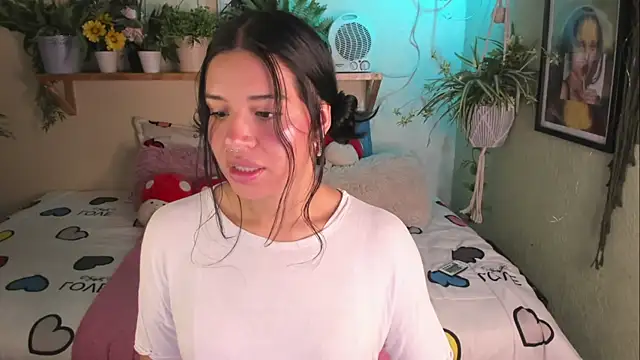 MiaaRose online show from April 22, 12:29 am