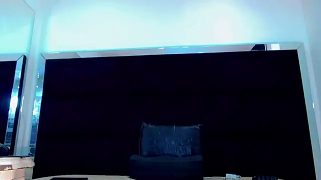 PriscilaRainbow online show from April 26, 7:00 pm