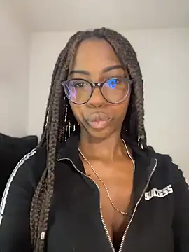 Raquel jones online show from December 19, 9:07 pm