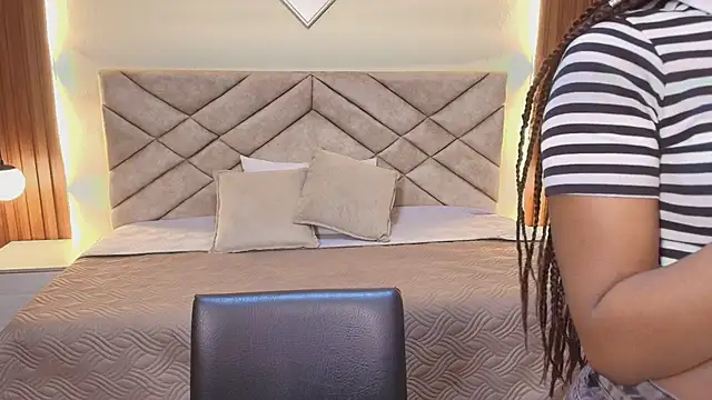 Raquel jones online show from April 21, 12:12 pm