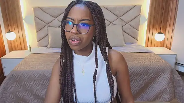 Raquel jones online show from April 22, 12:13 pm