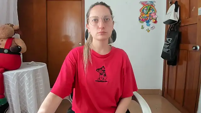 Adele johnsonn1 online show from June 10, 7:45 pm