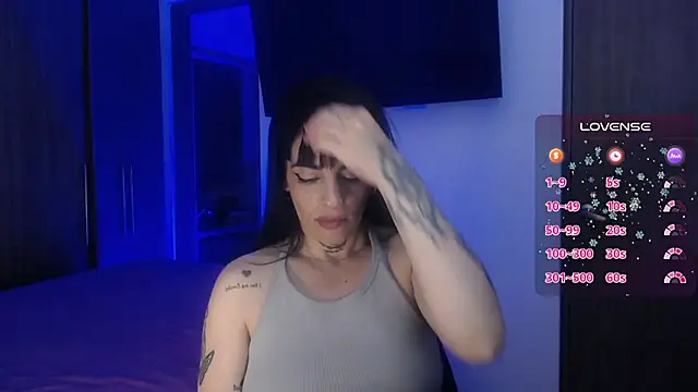 violett honney online show from July 16, 2:38 am