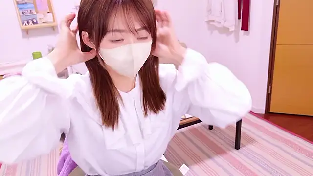 Mii v v online show from November 28, 12:19 pm