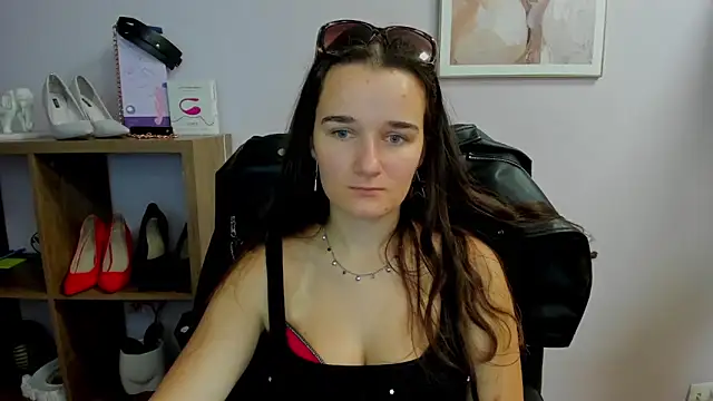 Snapshot of KateDelight chatting on September 28, 6:53 am KateDelight online show from September 28, 6:53 am