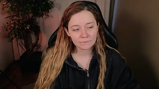 carolina elf online show from March 16, 5:44 am