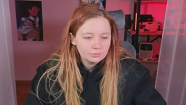 carolina elf online show from February 28, 5:18 am