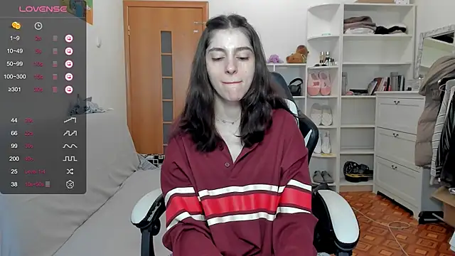 broosnica1 online show from April 27, 7:27 am