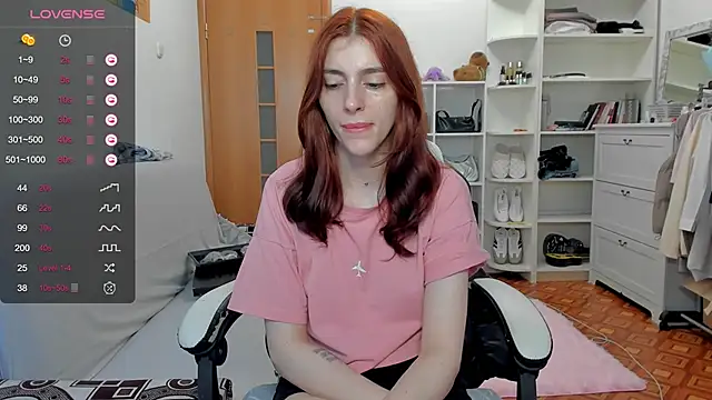 broosnica1 online show from May 14, 10:32 am