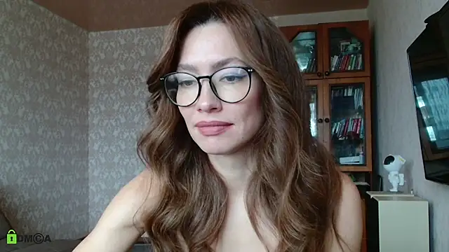 Snapshot of alicia_spicy chatting on September 10, 4:45 am alicia spicy online show from September 10, 4:45 am
