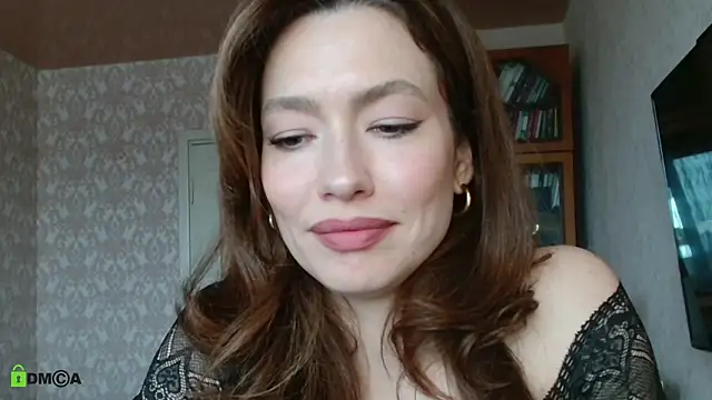 alicia spicy online show from April 7, 4:47 am