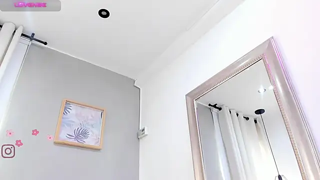  AlejaCruz  online show from March 11, 8:11 pm