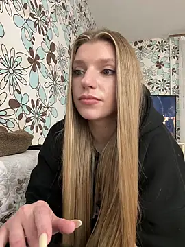 adel secret online show from April 26, 9:23 pm