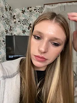 adel secret online show from October 7, 8:35 pm