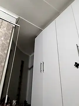 cleopatra-phaedra online show from October 10, 5:40 pm