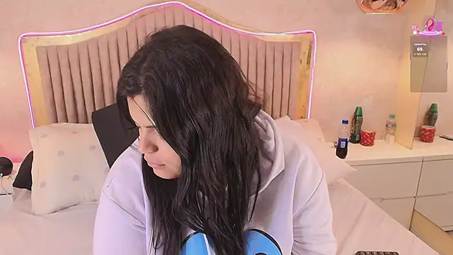 Kismett aziz online show from January 11, 4:39 am