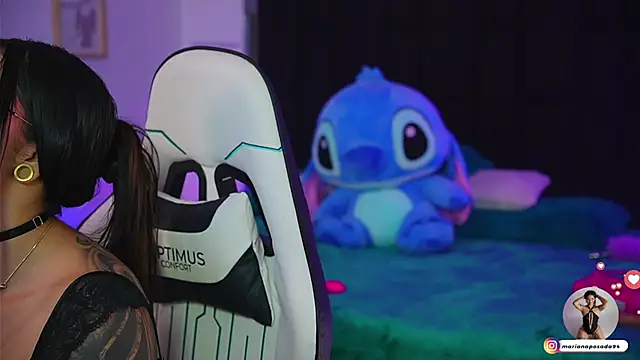 Marianamonroe  online show from April 23, 12:01 pm