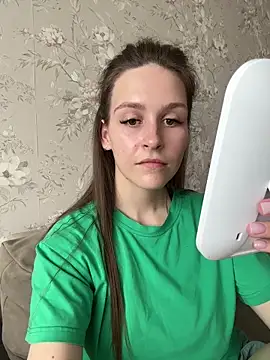 DakotaGercy online show from April 8, 7:10 am