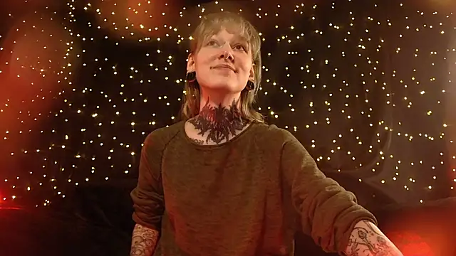 Littlespacemouse online show from February 16, 11:54 am