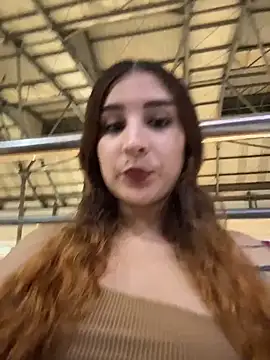 Mon Cherry online show from February 11, 1:20 am