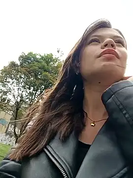 Violeta 12- online show from April 21, 8:05 pm