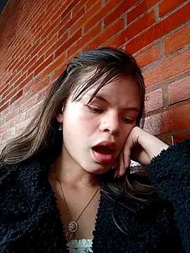 Violeta 12- online show from December 4, 7:03 pm