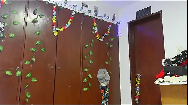  jessica rabbit online show from April 16, 9:50 pm