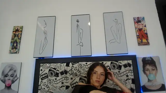 Rihana14 online show from June 10, 9:46 pm